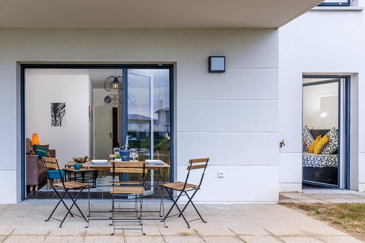 King Size Bed - Free Private Parking - Garden & Terrace - 14Min From Disneyland Ферьер-ен-Бри Экстерьер фото